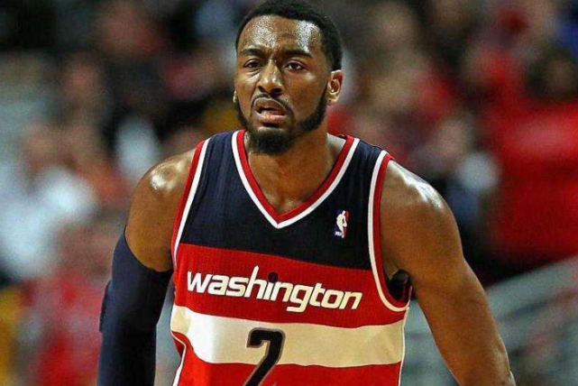  保罗助攻破万成历史第四人  